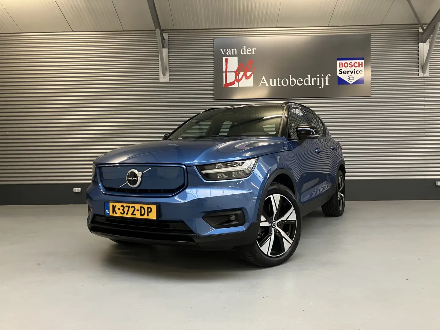 Volvo XC40 Recharge P8 AWD R-DESIGN/360 CAM/PANORAMA/HARMAN K Blauw - 1