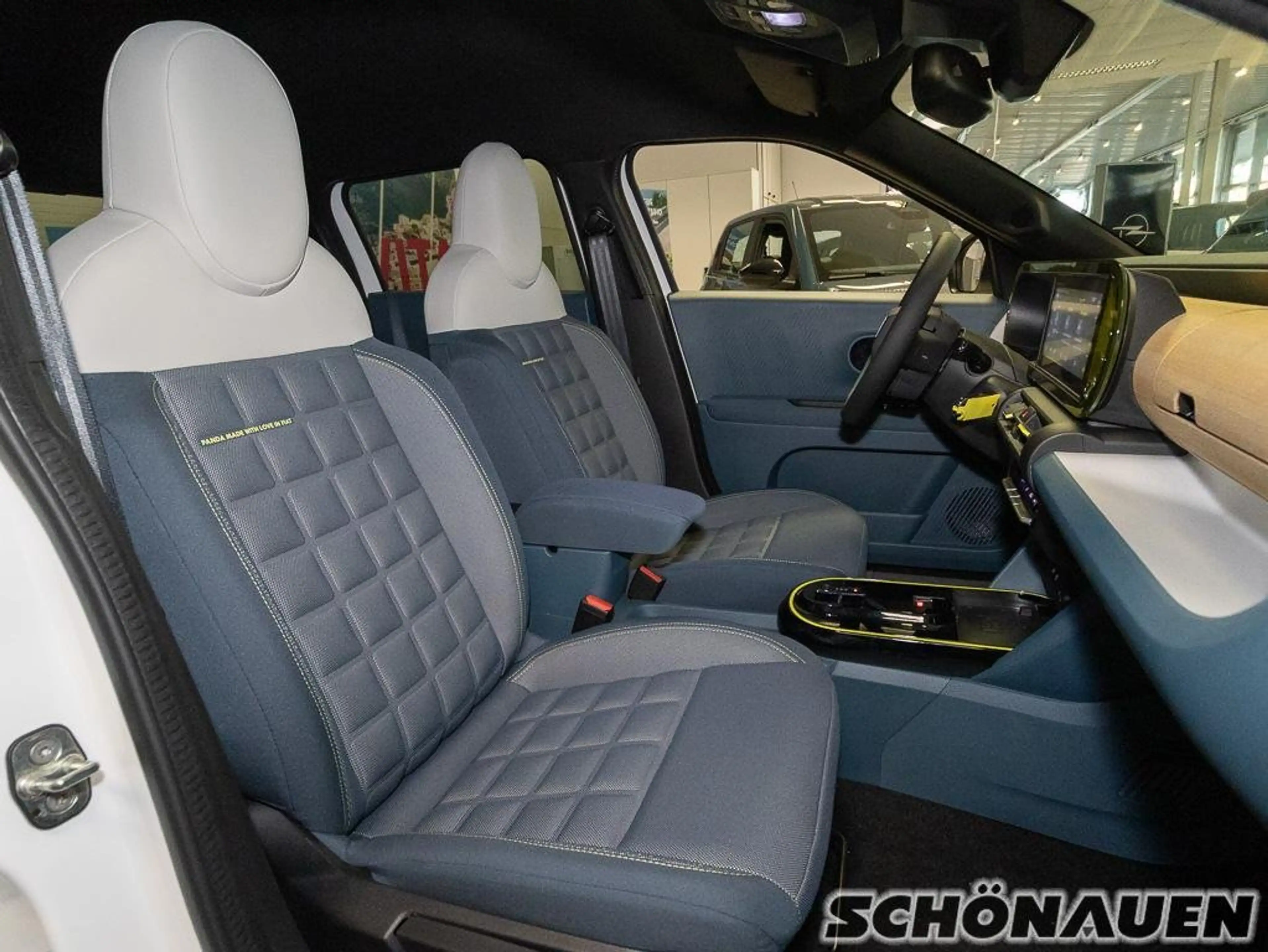 Fiat Grande Panda 1.2 La Prima AUT Kam. KlimaA — photo 6