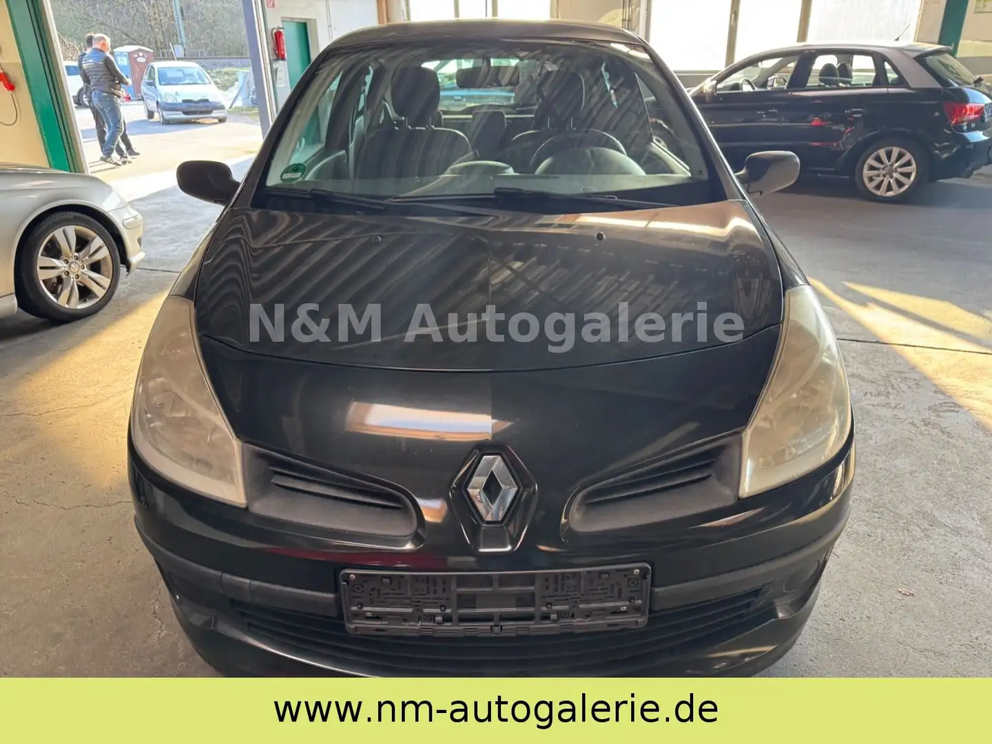 Renault Clio III Extreme Schwarz - 2