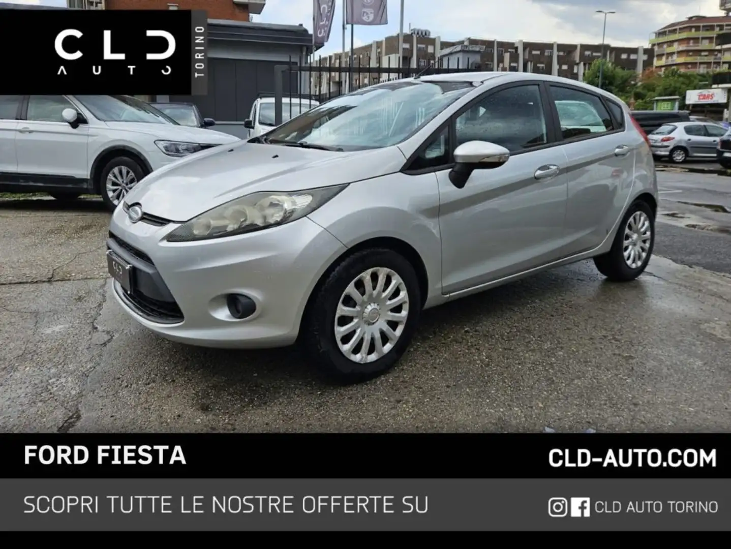 Ford Fiesta 1.2 82 CV 5 porte Сірий - 1