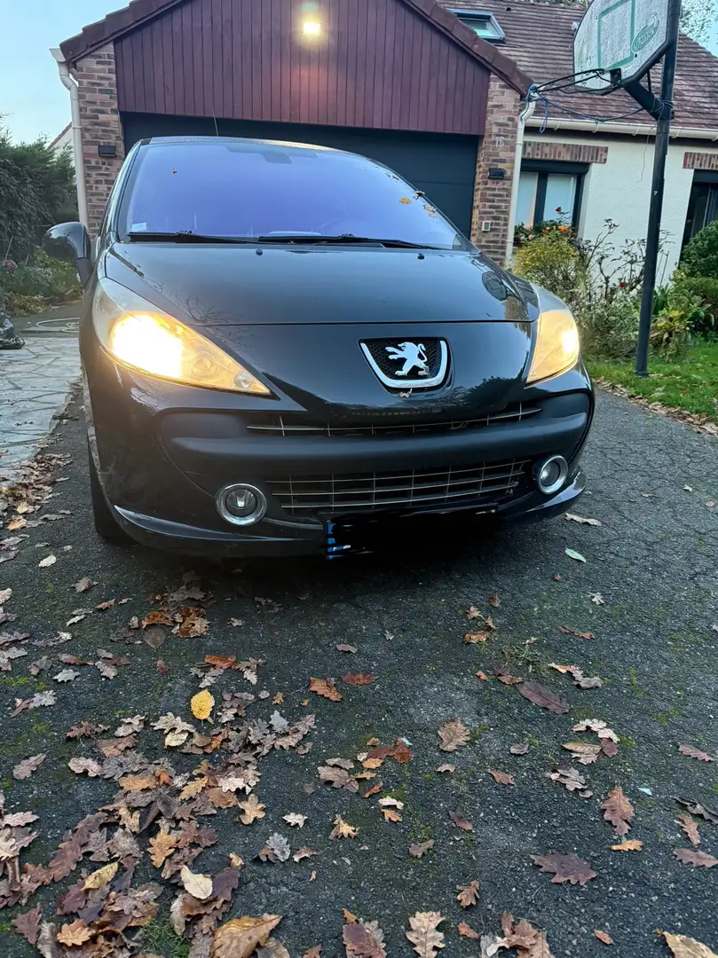 Peugeot 207 207 1.6 HDi 16V 110ch FAP BLUE LION Féline - 2
