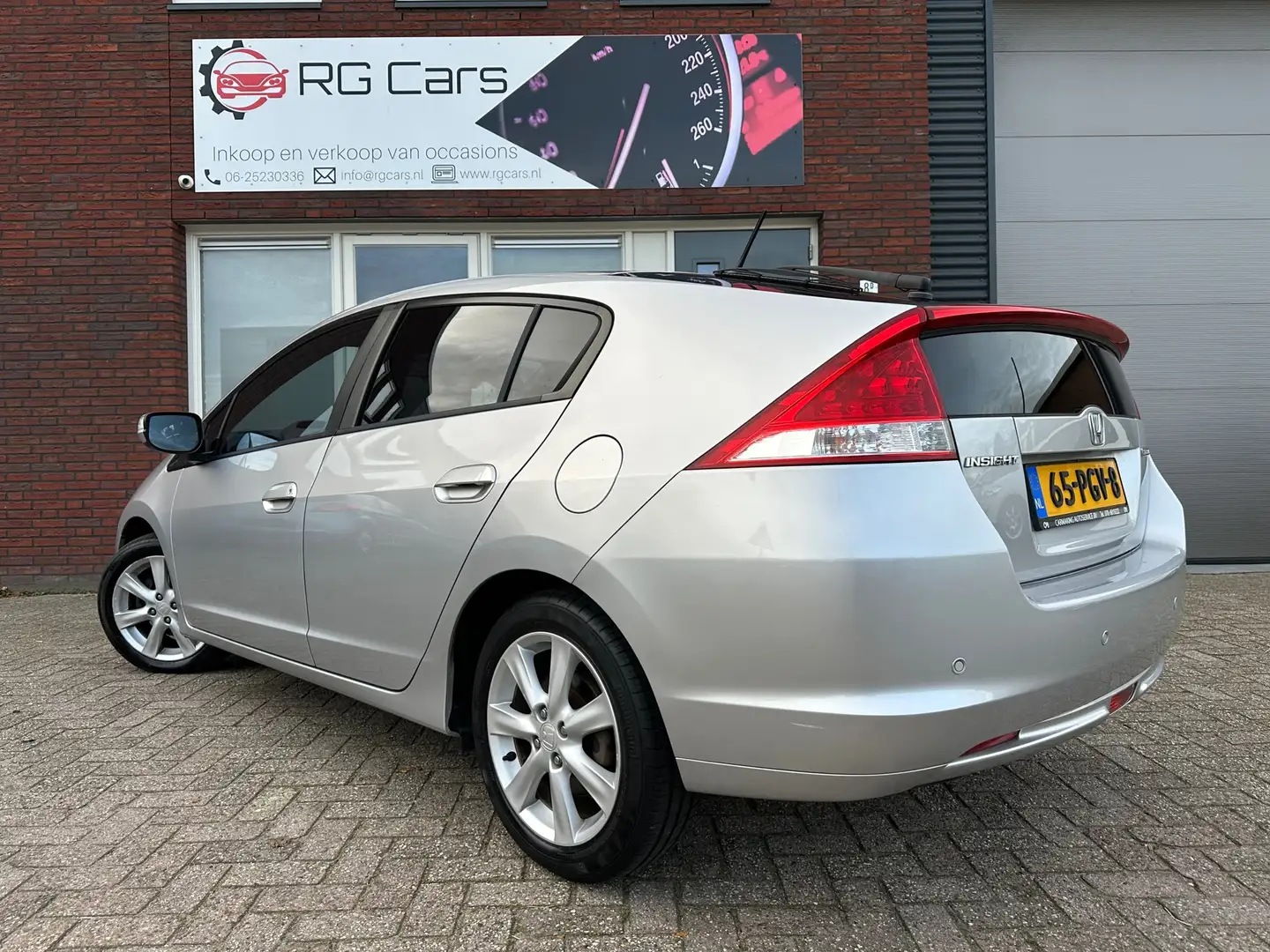 Honda Insight 1.3 Elegance / Navi / PDC / Clima / Cruise / LM / Gris - 2