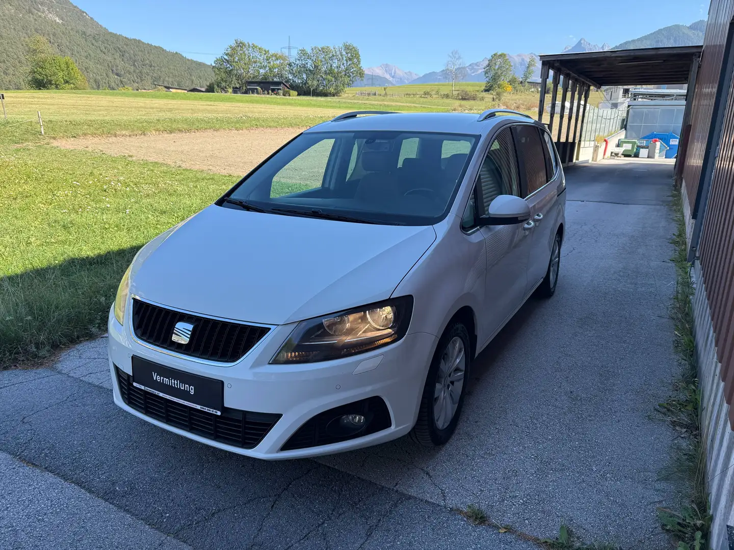 SEAT Alhambra Style  7-SITZER*AHK*ISOFIX*EINPARKHILFE*WINTER-P.* Weiß - 1