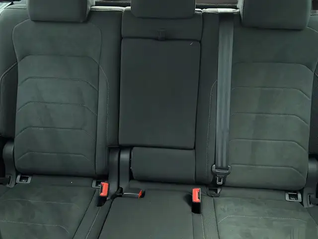 Volkswagen Tiguan view 21