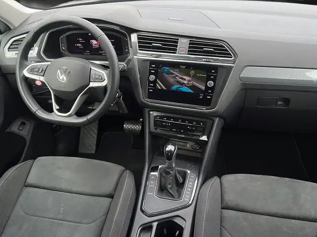 Volkswagen Tiguan view 19
