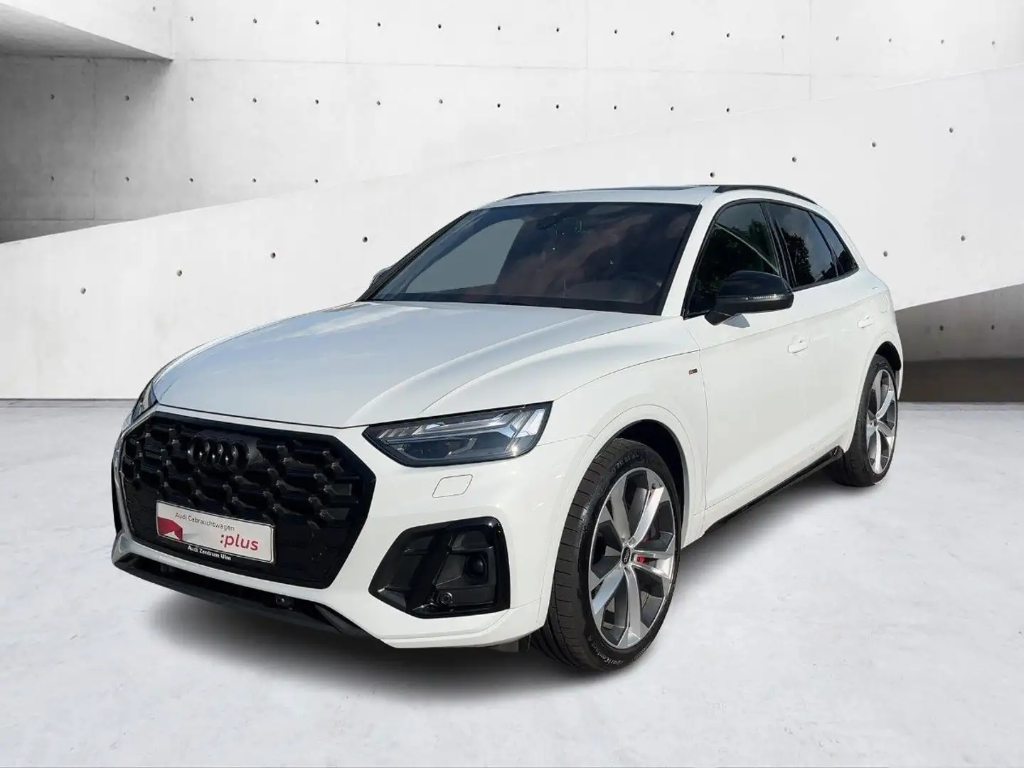 Audi Q5 S-Line business 55 TFSI qu 21 LEDER LUFT PANO Weiß - 2