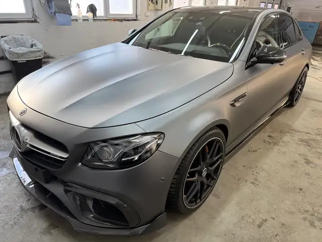 Mercedes-Benz E 63 AMG Édition 1 MCT 4-Matic+ Recaro
