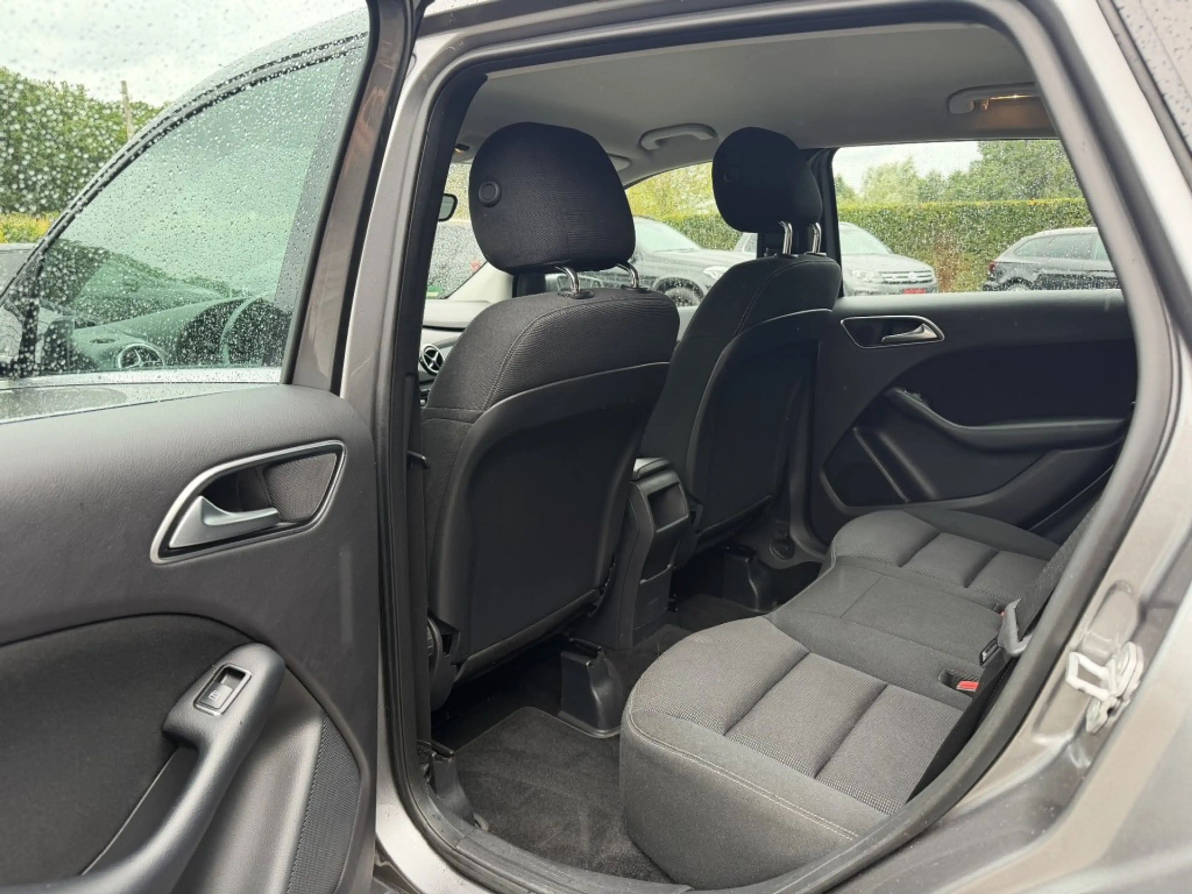 Mercedes-Benz B 180 B180 AMBITION NAVI STOELVERWARMING LED PDC — photo 10