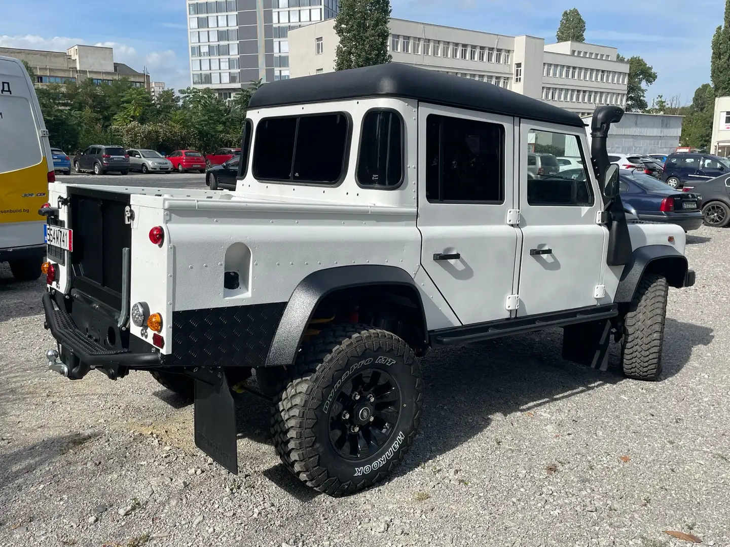 Land Rover Defender 110 Experience Biały - 1