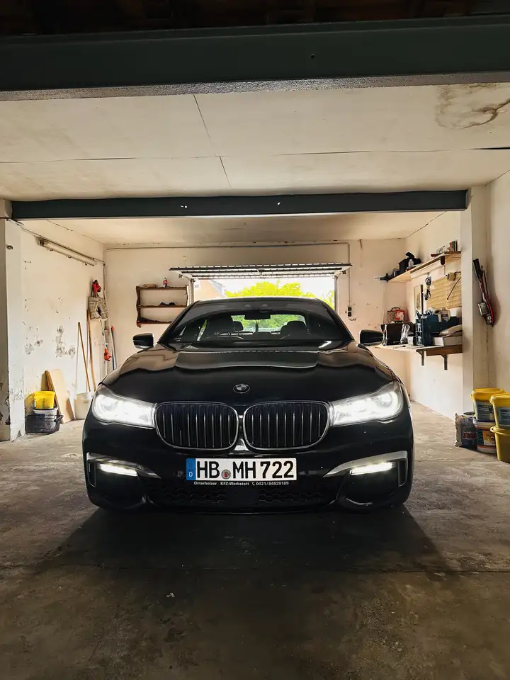 BMW 740