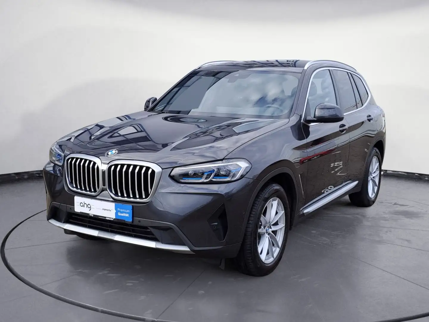 BMW X3 xDrive20i Navi Bluetooth PDC Kurvenlicht Grau - 2
