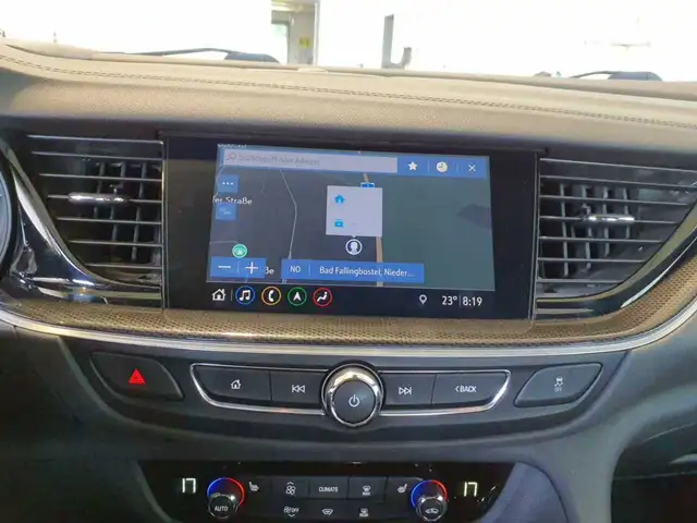 Opel Insignia view 11