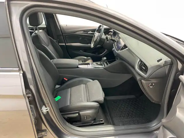 Opel Insignia view 7