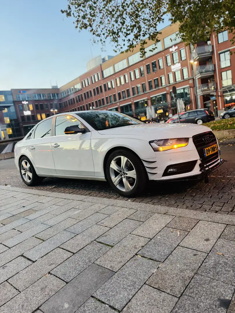 Audi A4 1.8 TFSI Pro L. Bns Wit - 1