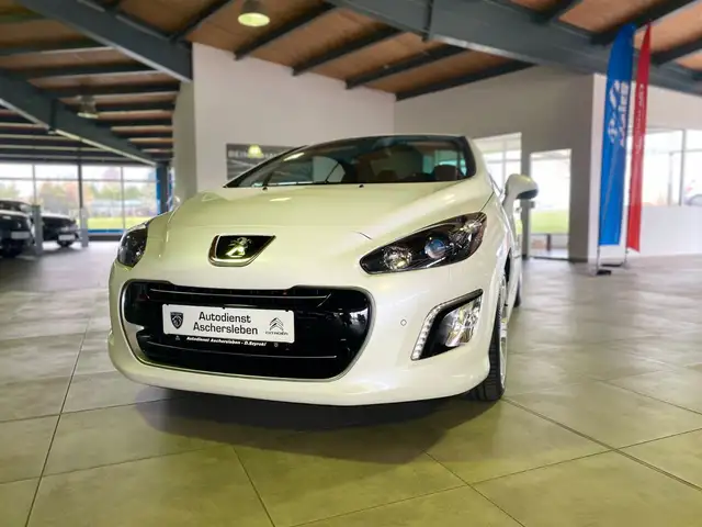 Peugeot 308 CC HDi FAP 160 Allure