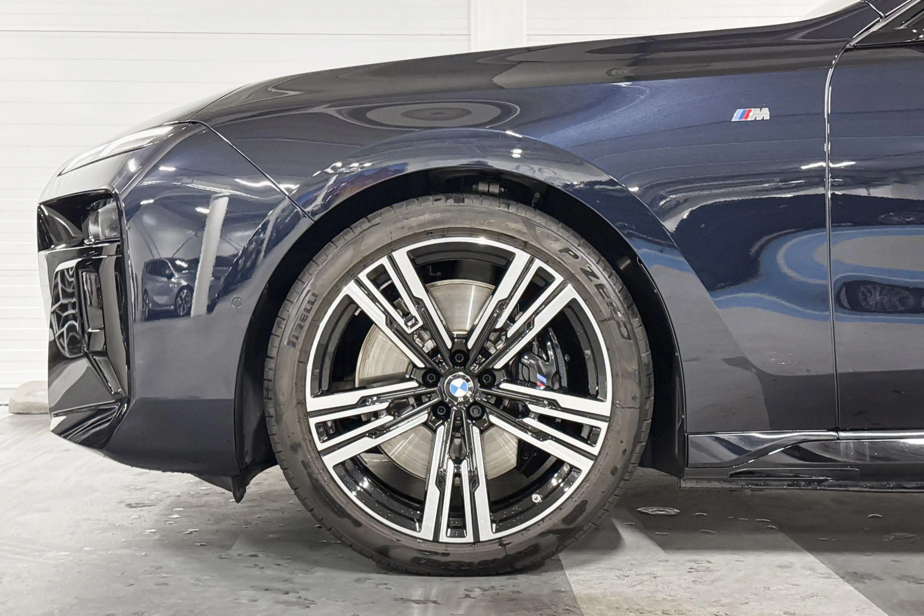 BMW i7 eDrive50 | M-Sport Pro | Connoisseur Pack | Execut — photo 5