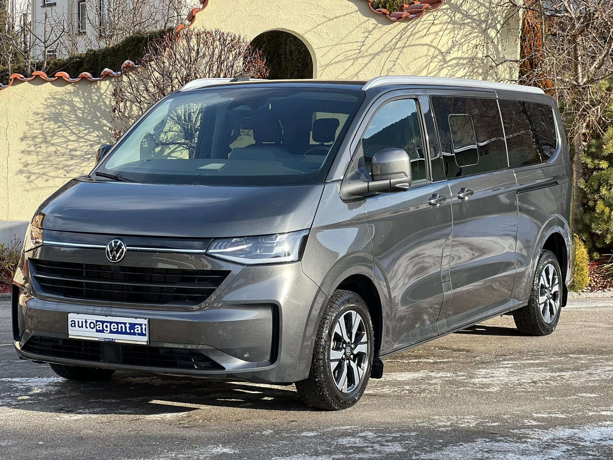 Volkswagen T7 Caravelle