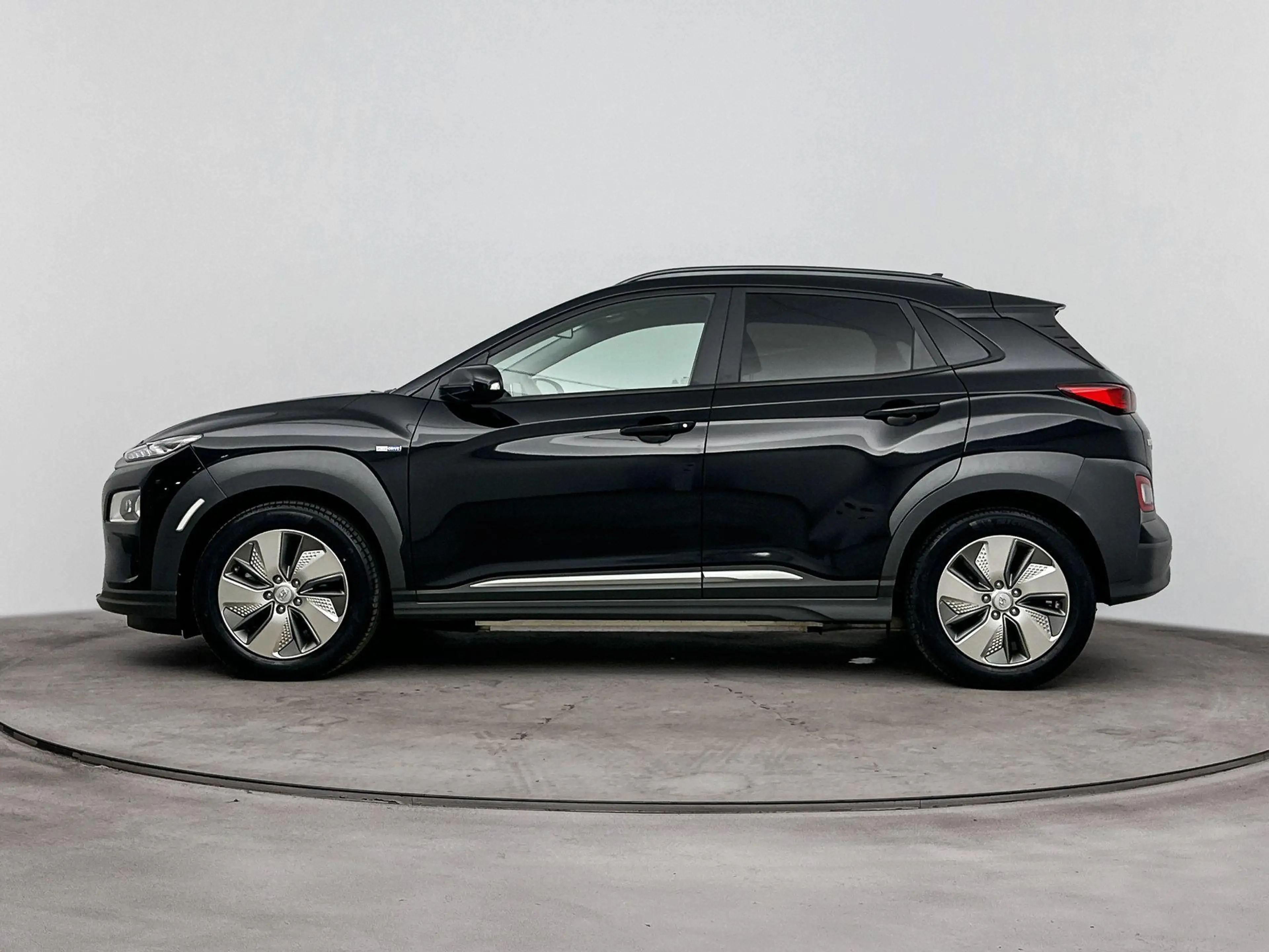 Hyundai KONA EV Fashion 64 kWh | Unieke km-stand! | SoH 97,4% | — photo 3
