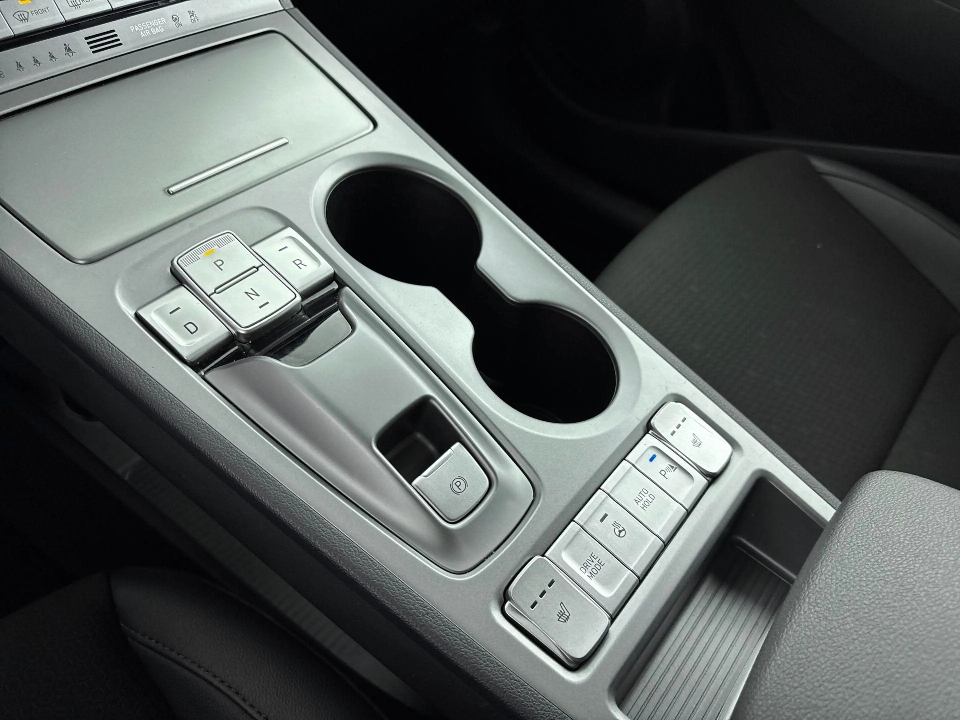 Hyundai KONA EV Fashion 64 kWh | Unieke km-stand! | SoH 97,4% | — photo 15