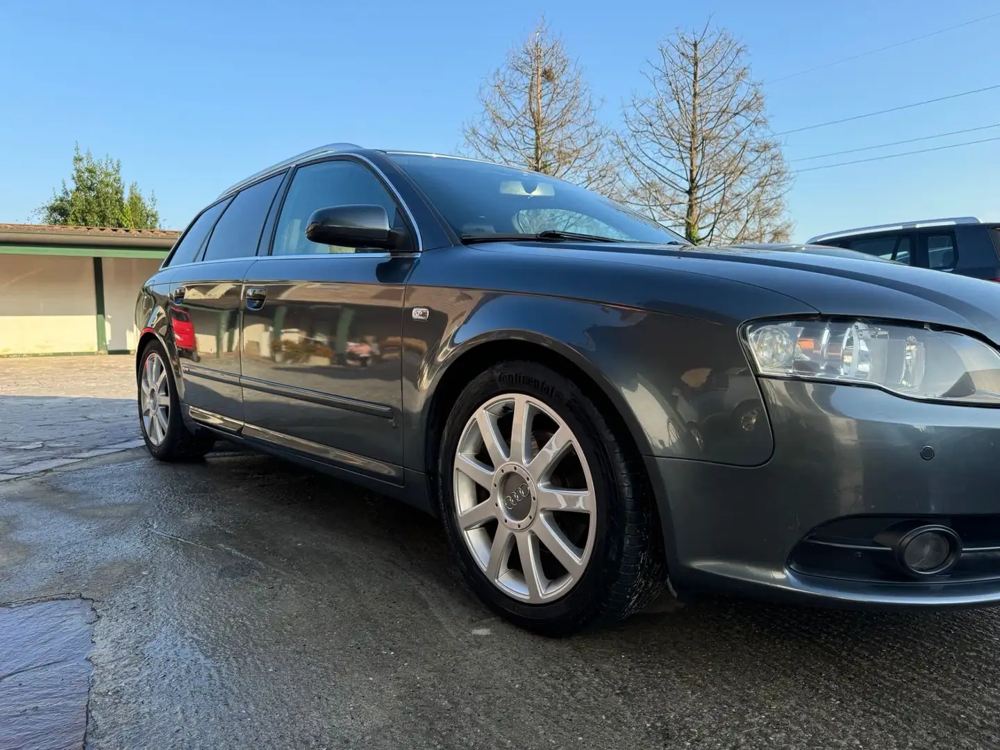 Audi A4 2.0 16V TFSI Avant Grigio - 2