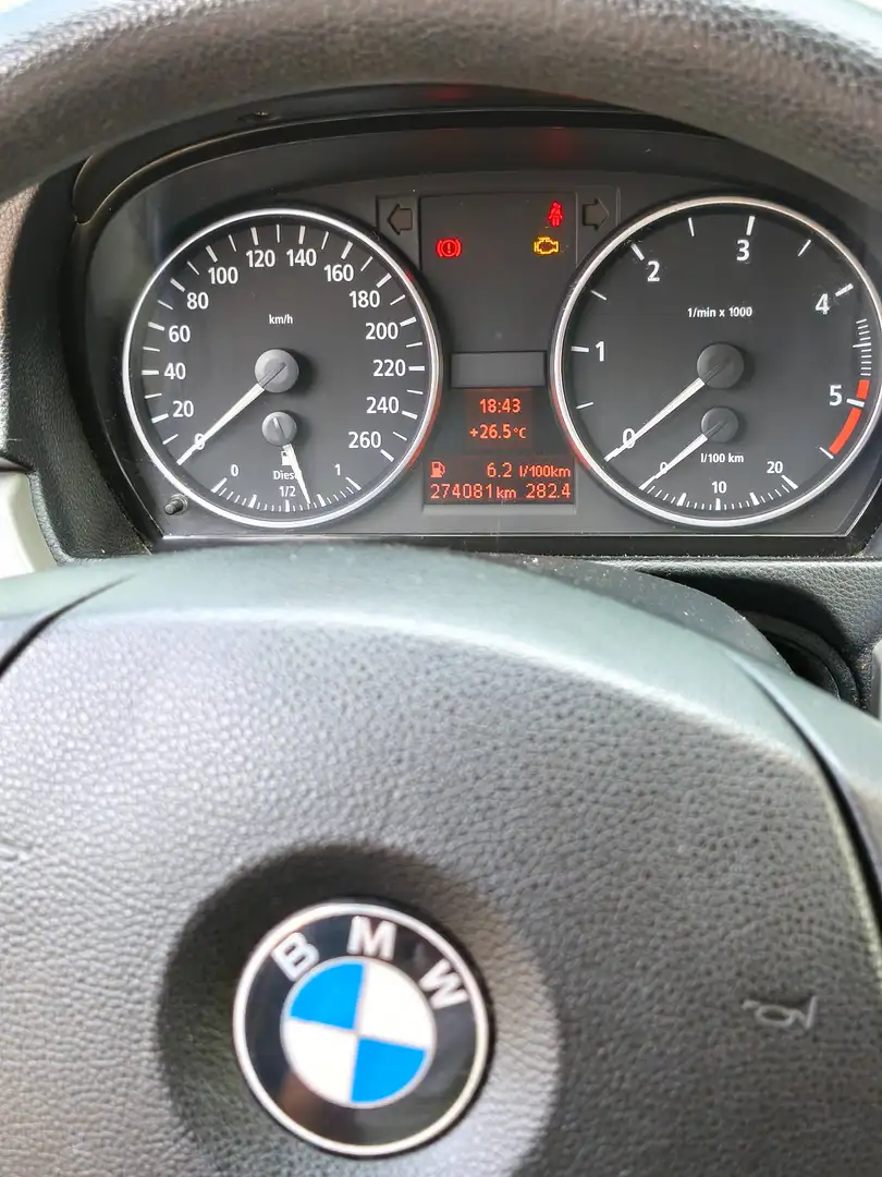BMW 318 Serie 3 Negro - 2