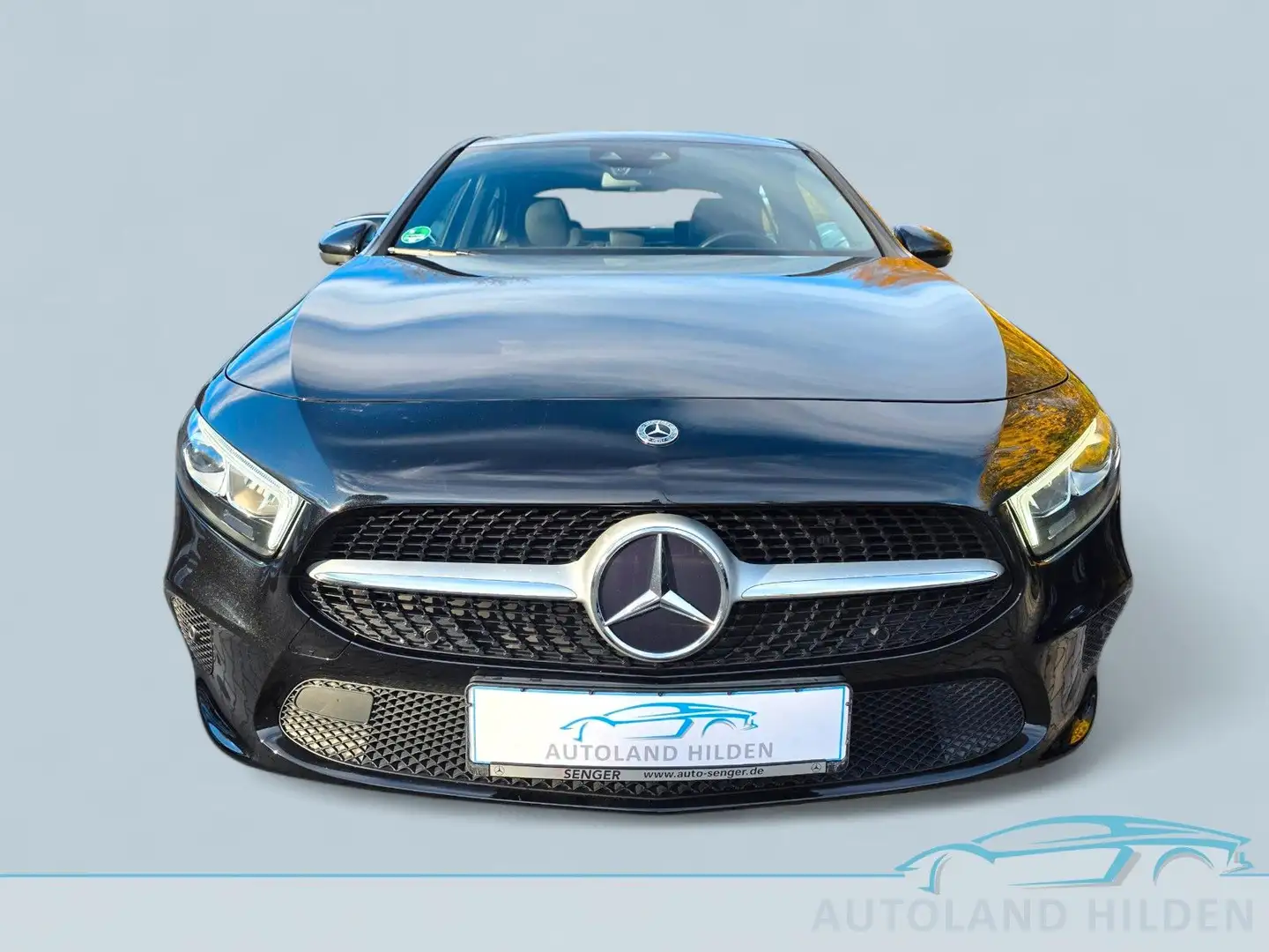 Mercedes-Benz A 250 Lim. Plugin Hybrid/Kamera/LED/1 Hand Schwarz - 2
