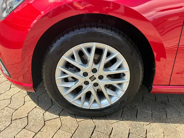 SEAT Ibiza view 8