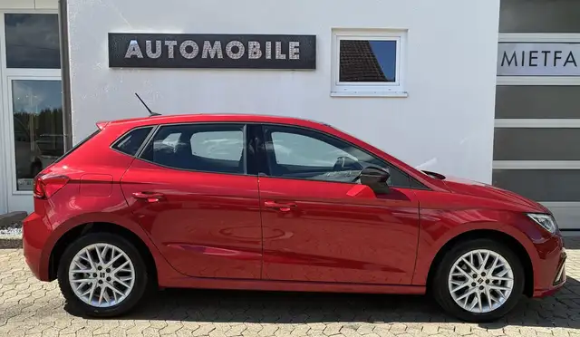 SEAT Ibiza view 4