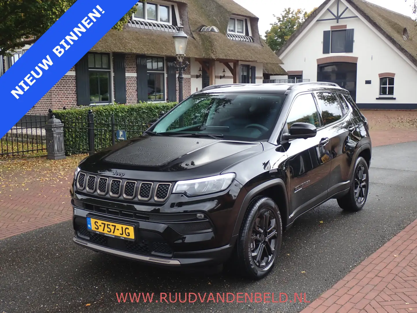 Jeep Compass 4XE 240 PLUGIN ACC/360'CAMERA/KEYLESS Zwart - 1
