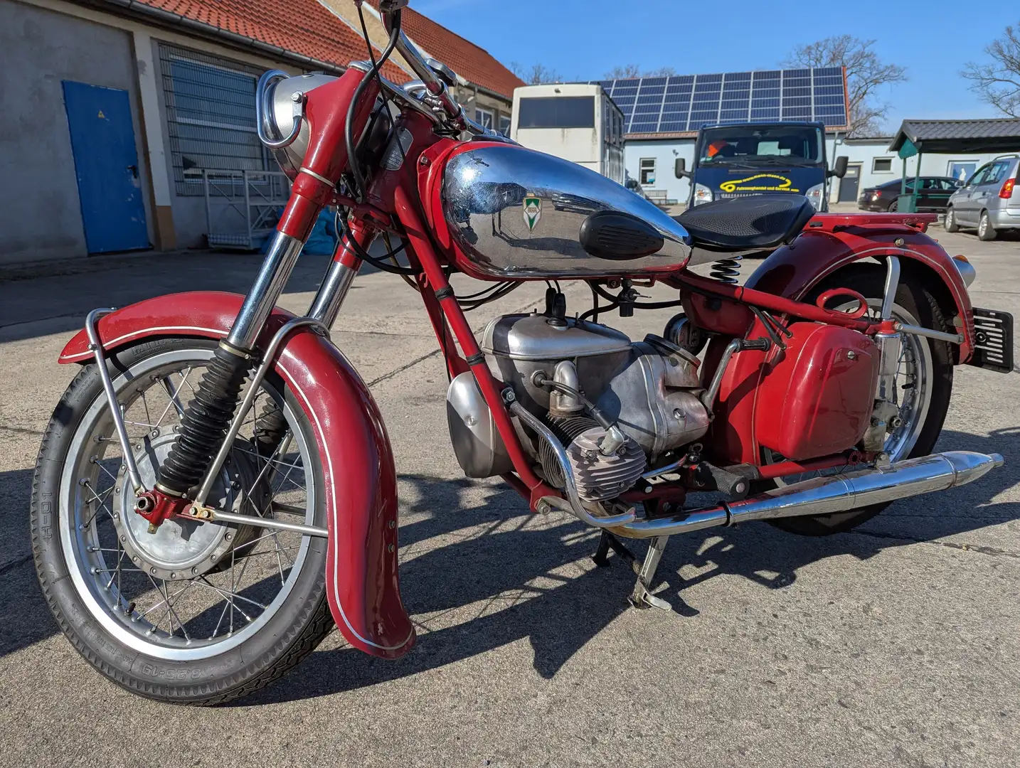MZ BK 350 Červená - 1