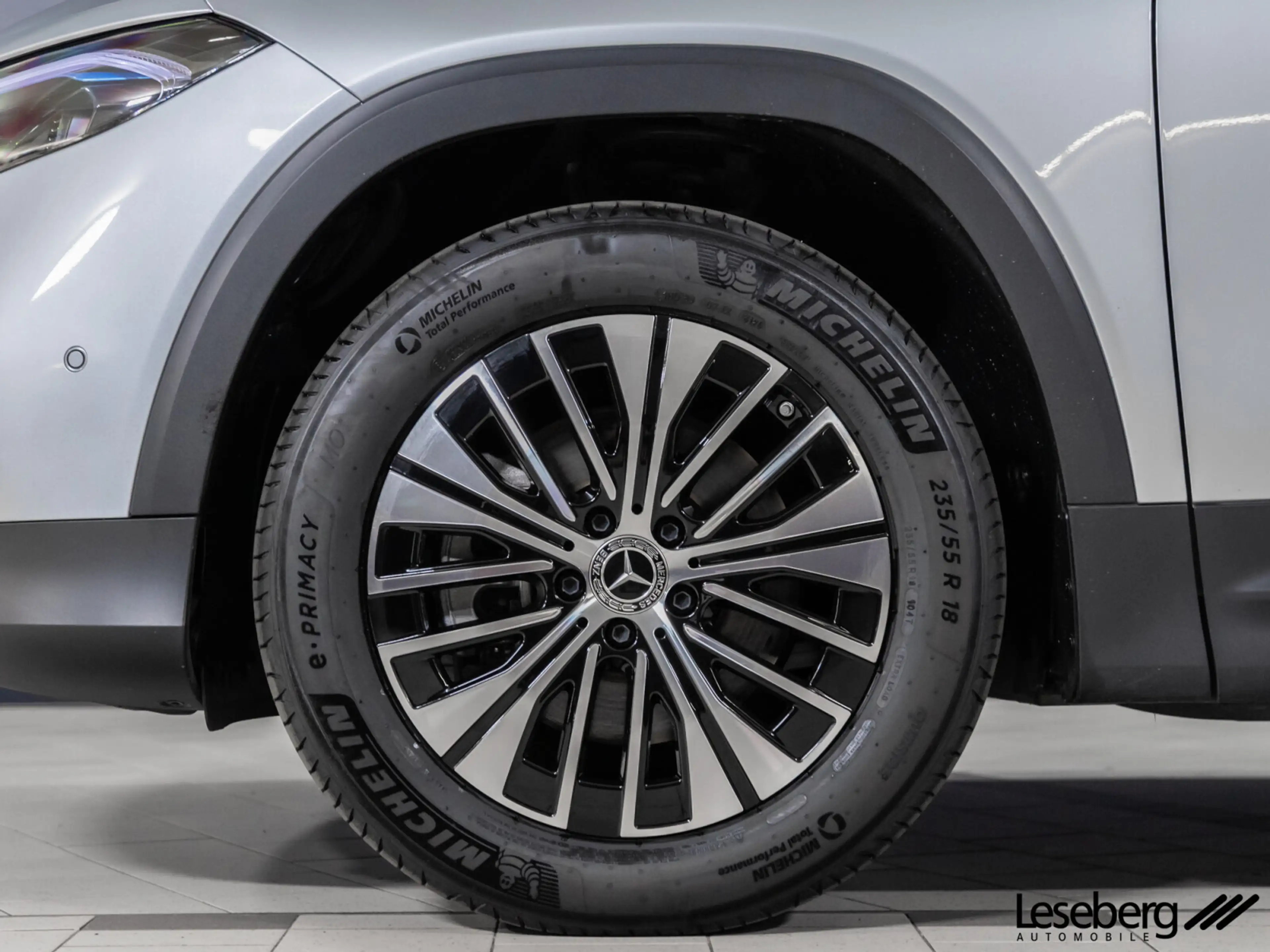 Mercedes-Benz EQB 350 EQB 350 4M Electr.Art Adv+ Pano/Distron/HuD/360° — photo 7