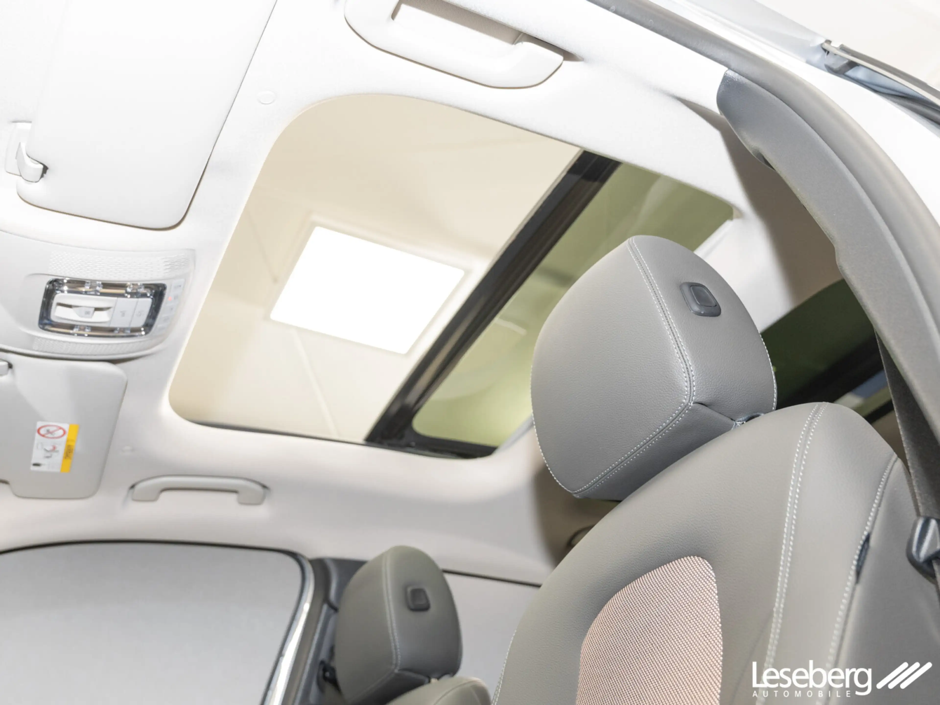 Mercedes-Benz EQB 350 EQB 350 4M Electr.Art Adv+ Pano/Distron/HuD/360° — photo 13