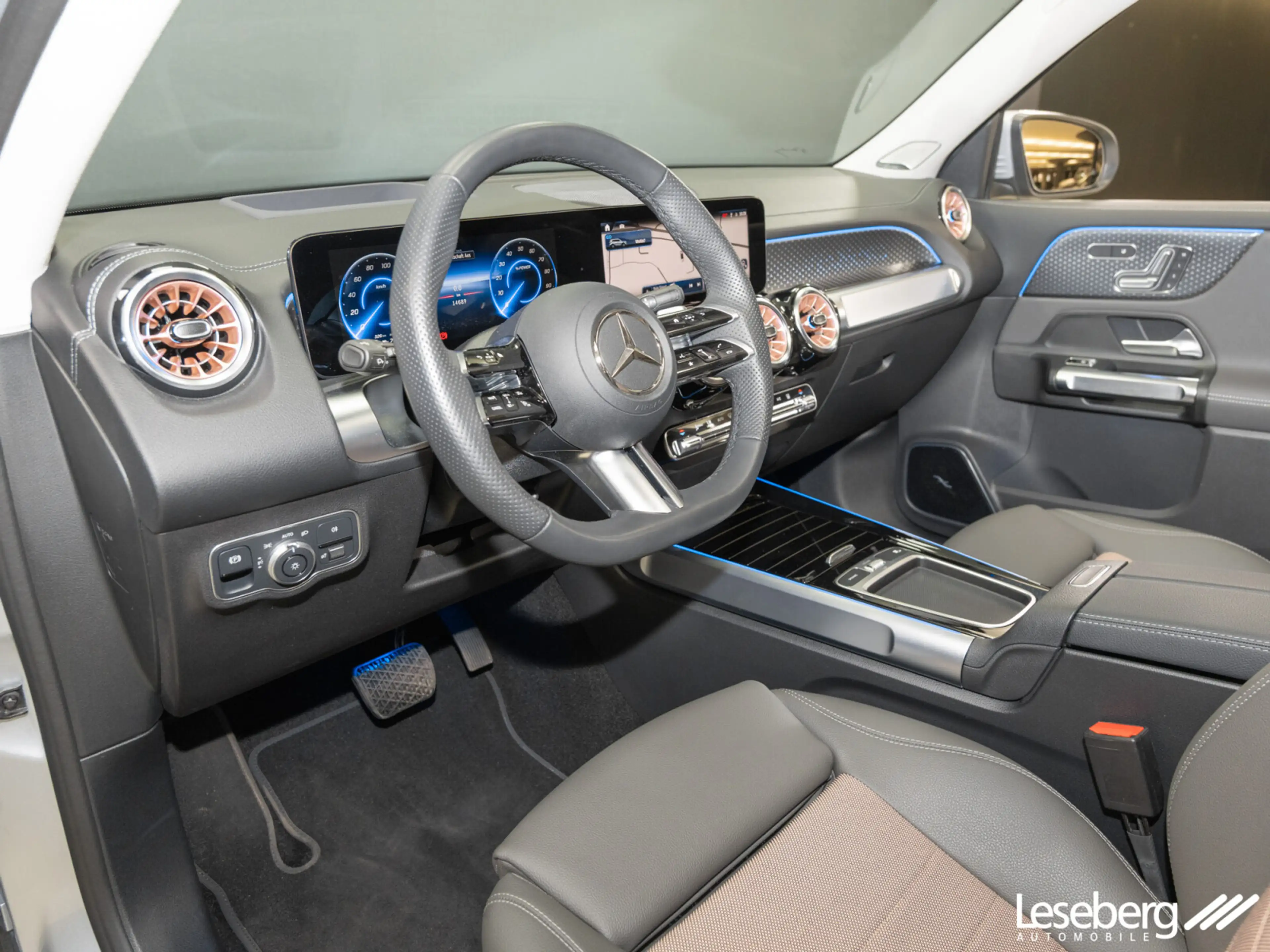 Mercedes-Benz EQB 350 EQB 350 4M Electr.Art Adv+ Pano/Distron/HuD/360° — photo 11