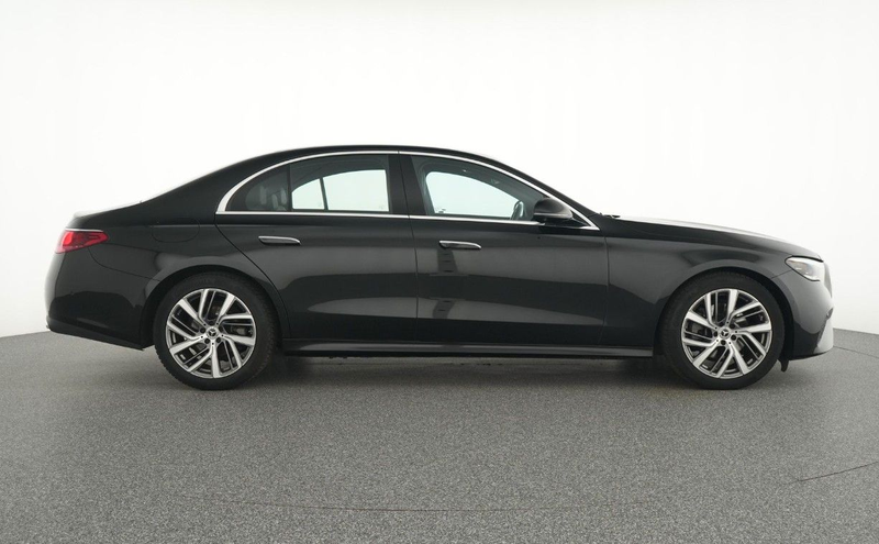 Mercedes-Benz E 220 d Avantgarde DIGITAL MEMO 360° DISTR+ MBUX — photo 9