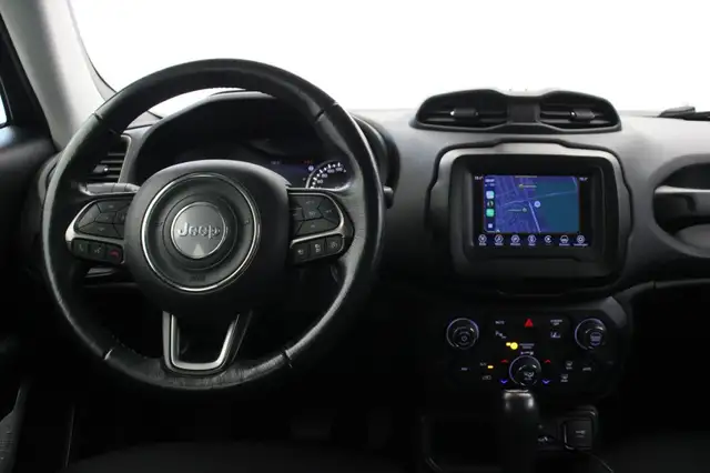 Jeep Renegade view 3