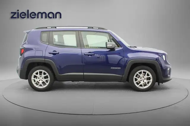 Jeep Renegade view 11