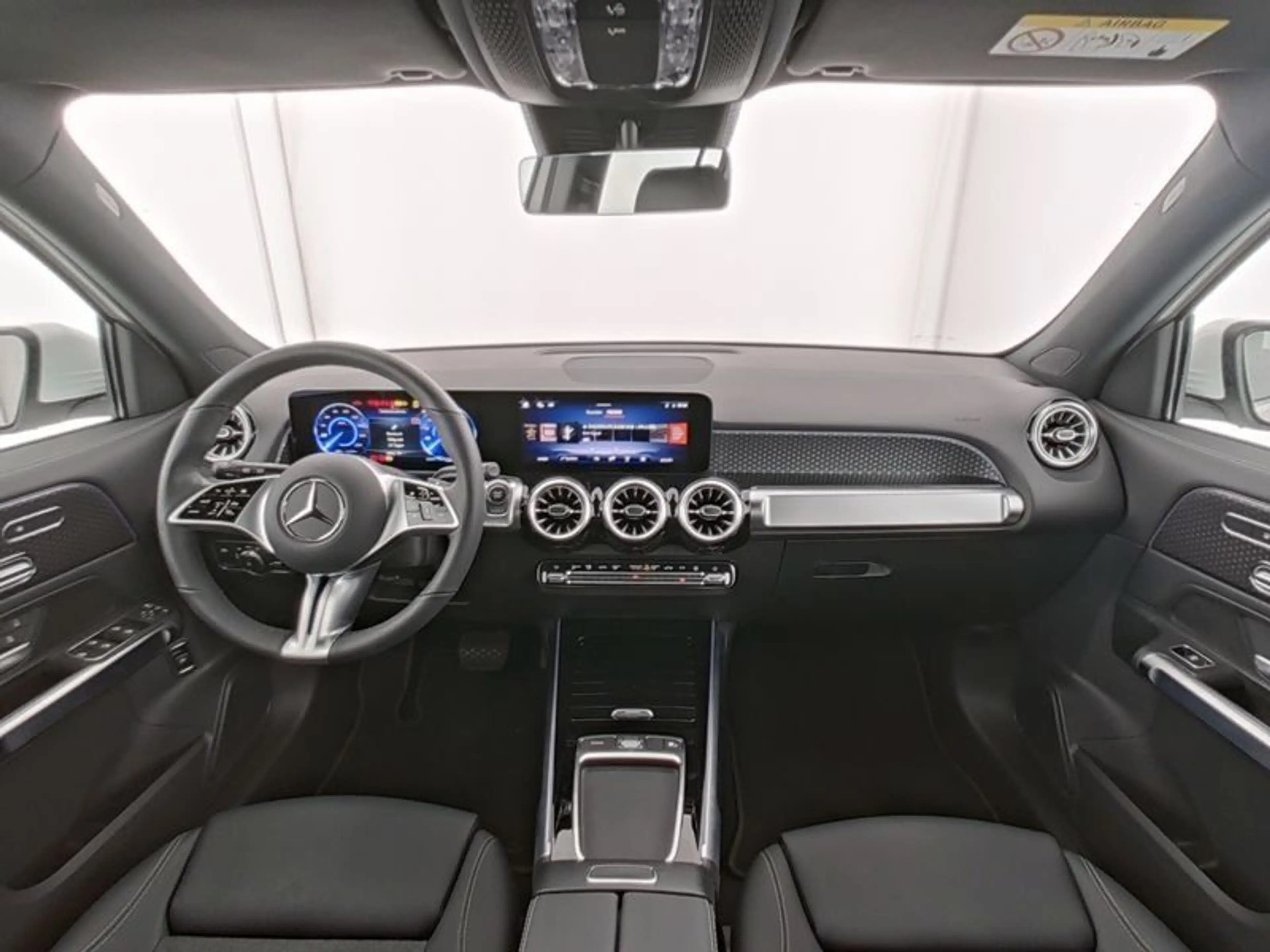 Mercedes-Benz EQB 350 4M PROGR-ADV MEMORY DISTRONIC WINTER VZA — photo 9