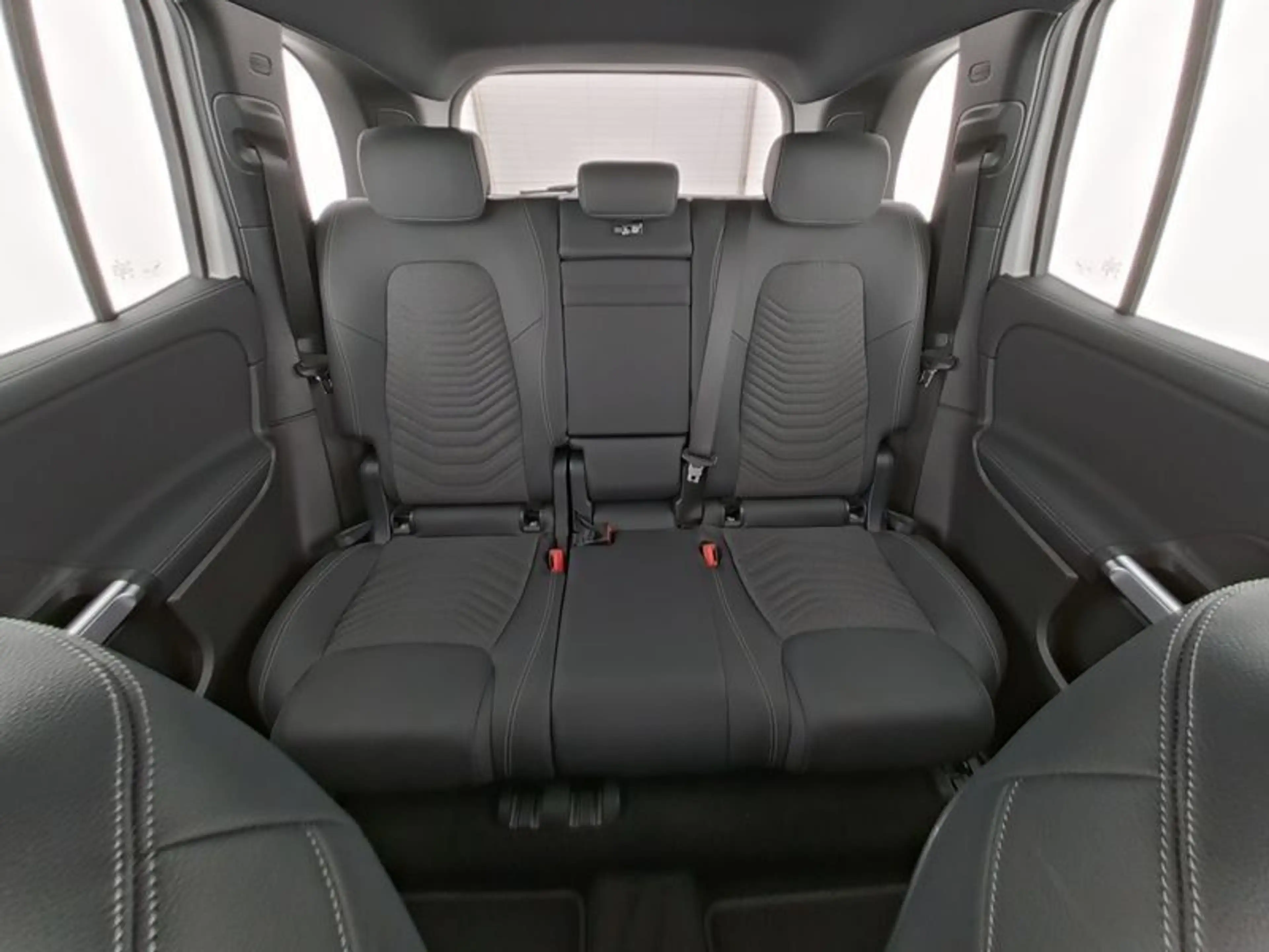 Mercedes-Benz EQB 350 4M PROGR-ADV MEMORY DISTRONIC WINTER VZA — photo 10