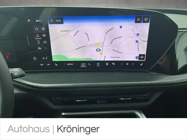 Audi Q5 view 15