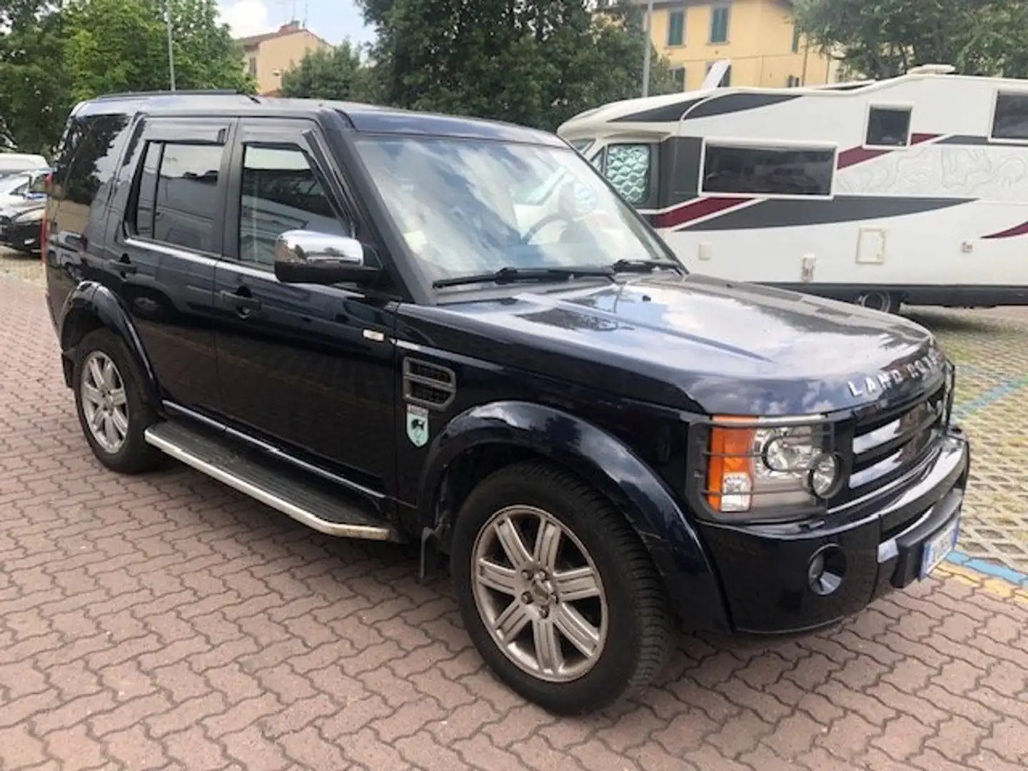 Land Rover Discovery Discovery 2.7 tdV6 HSE Modrá - 2