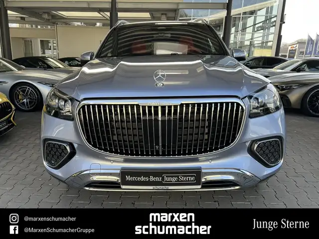 Mercedes-Benz GLS view 2