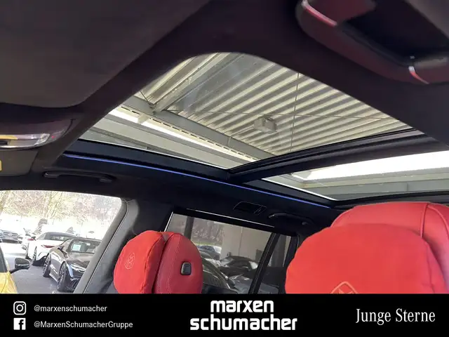 Mercedes-Benz GLS view 11