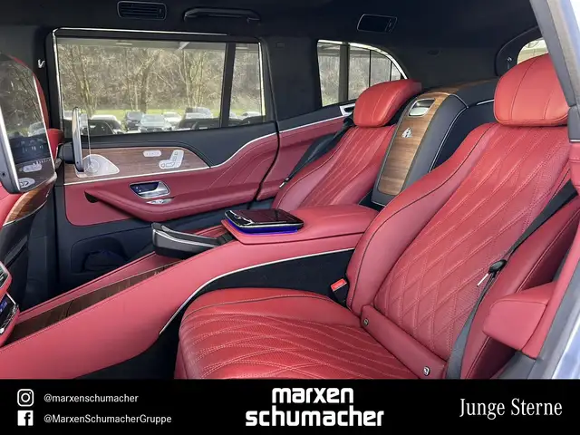 Mercedes-Benz GLS view 12