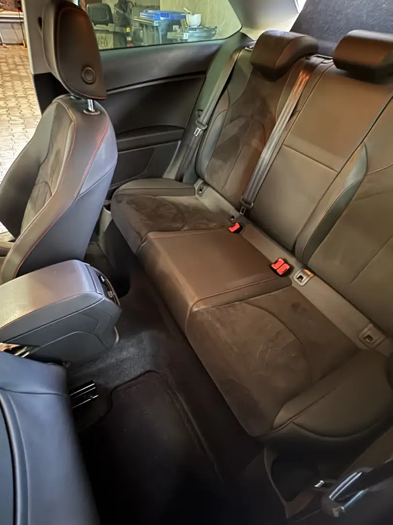 SEAT Leon FR Schwarz - 2