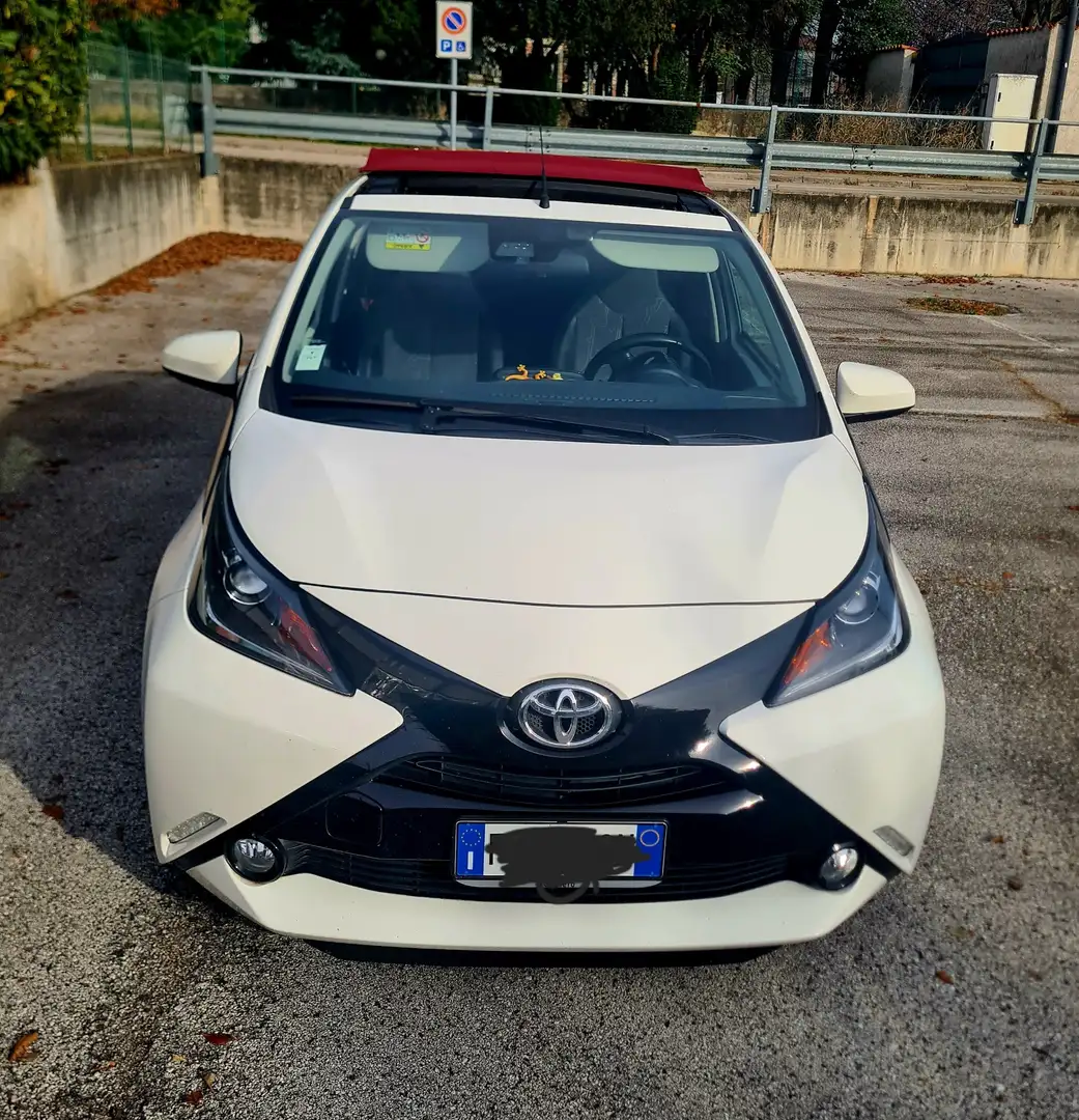 Toyota Aygo 5p 1.0 x-wave my15 - 1