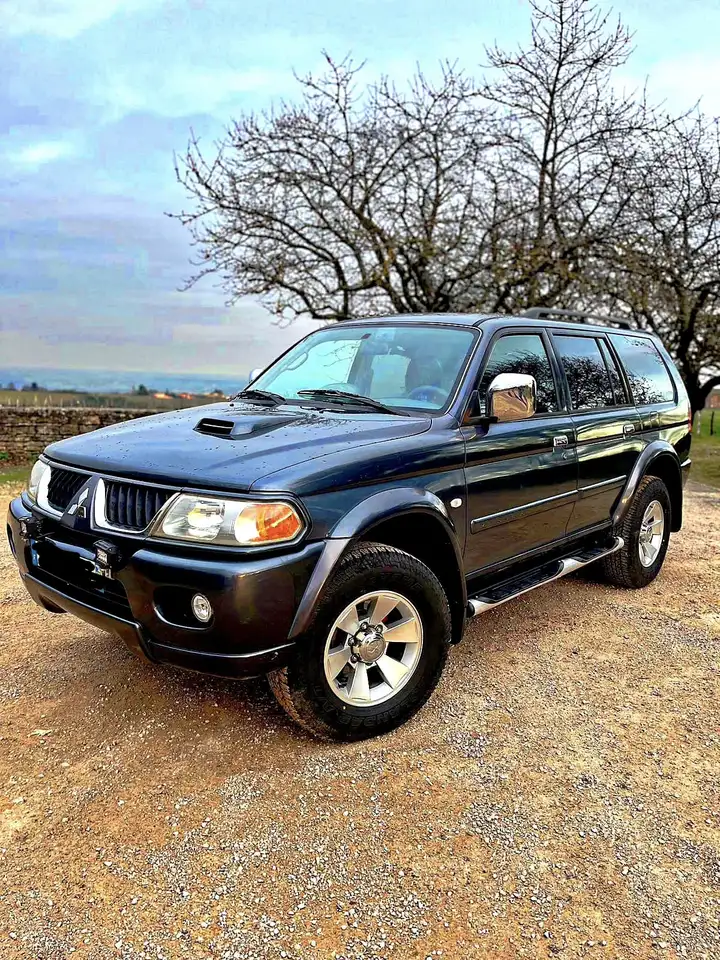 Mitsubishi Pajero Sport 2.5 TD xstorm