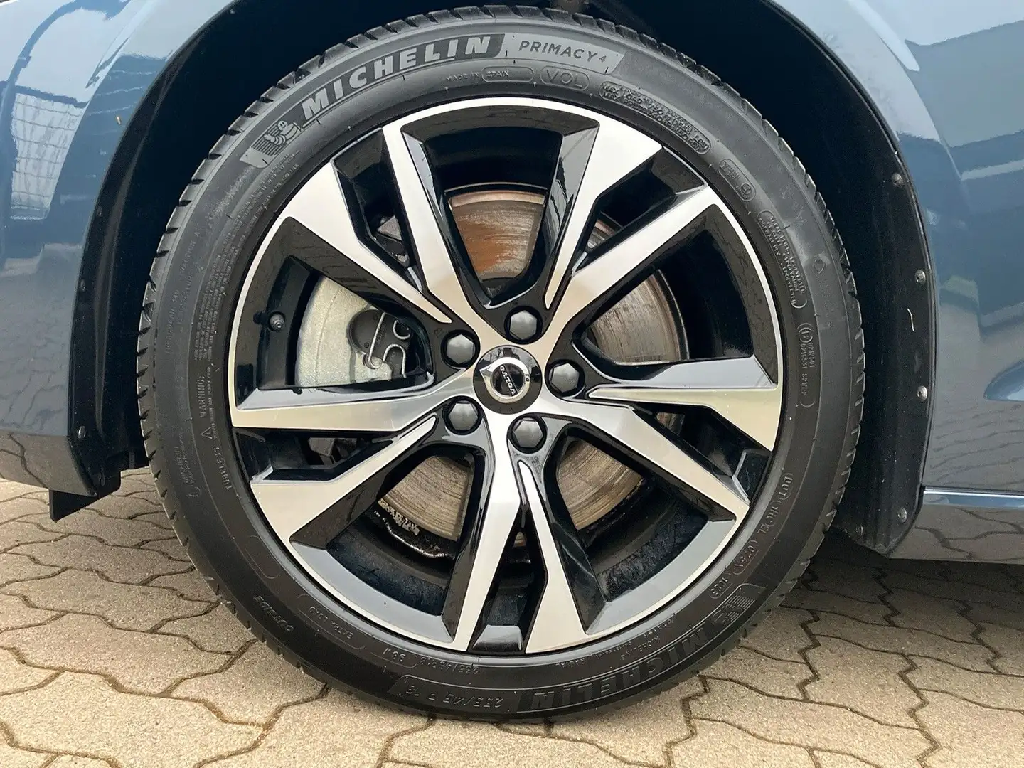 Volvo S60 B5 AWD Mild-Hybrid Ultimate Dark ACC BLIS SD Blau - 2