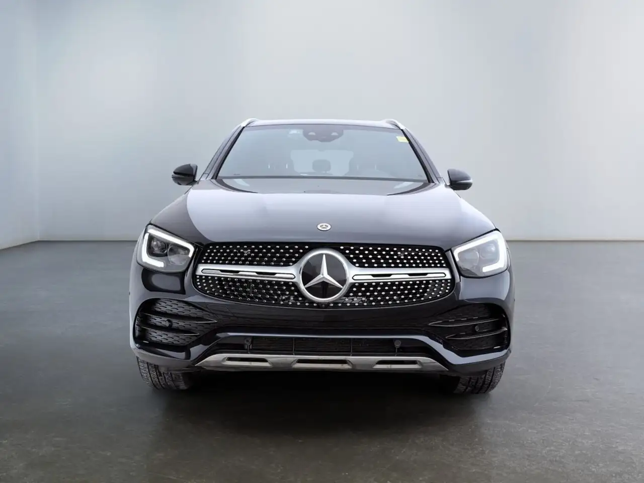 Mercedes-Benz GLC photo Mercedes-Benz GLC