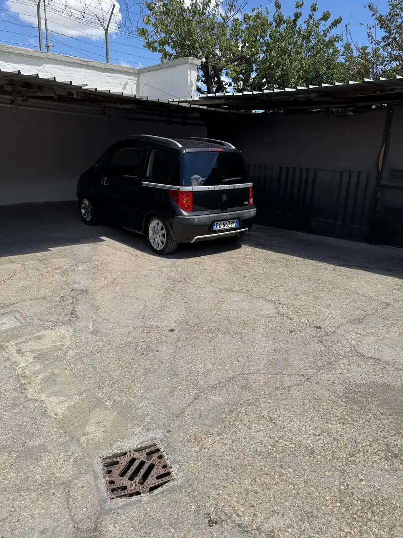 Peugeot 1007 1.6 sporty 2tronic GPL Чорний - 1