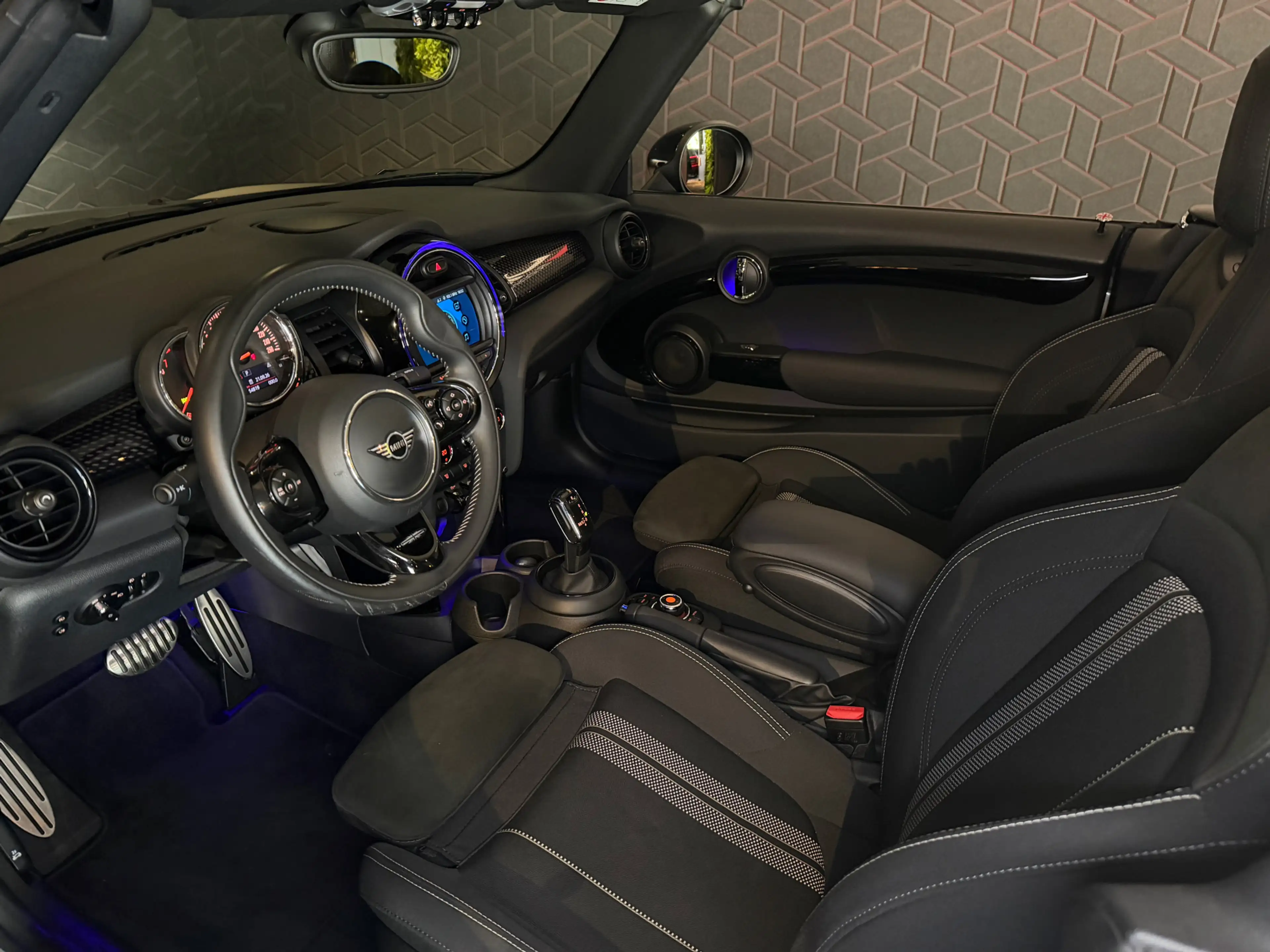 MINI Cooper S Cabrio 2.0 Knightsbridge Edition JCW|Key less|led| — photo 9